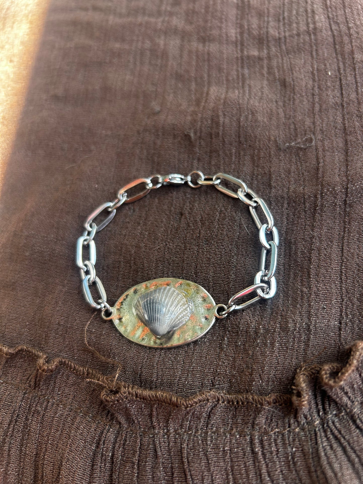 Seashell Plate Bracelet
