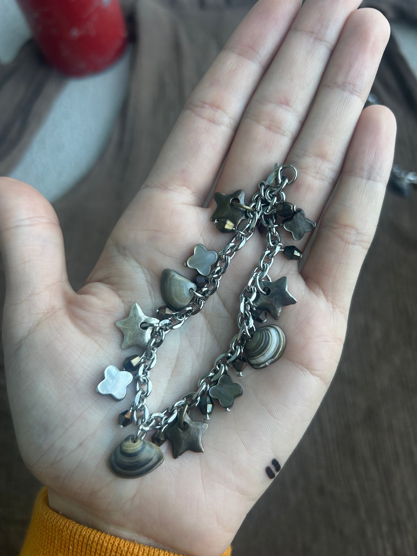 Seashell Star Bracelet (1 of 1)