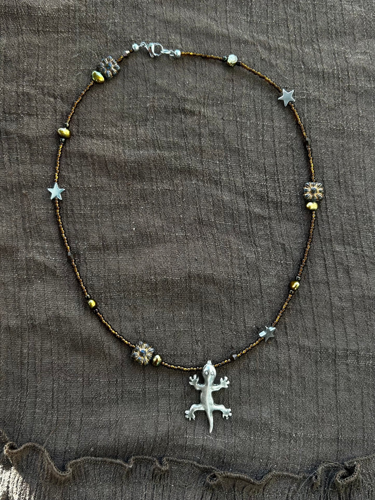 Silver Lizard Necklace (1 of 1)
