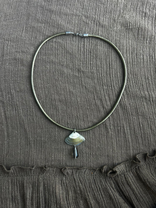 Seashell Drop Necklace (1 of 1)